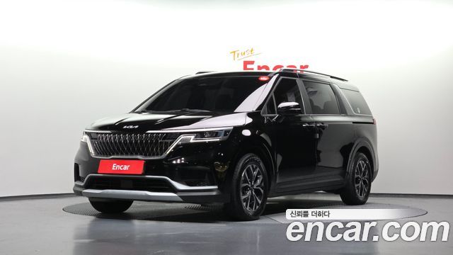 Kia Carnival 9-Seater Prestige — пробег 45 737 км — фото 1 из 5