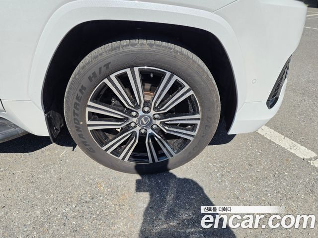Lexus LX из Кореи Encar