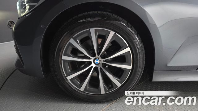 BMW 3-Series из Кореи Encar