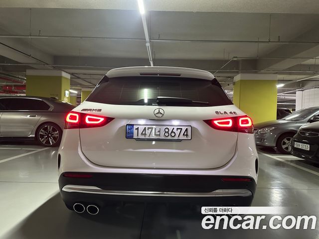 Mercedes-Benz GLA-Class GLA45 AMG 4MATIC+ — пробег 992 км