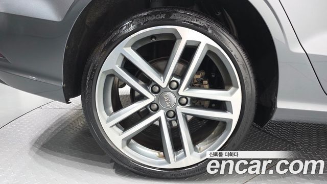 Audi A3 40 TFSI 8V — пробег 143502 км