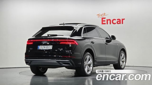 Audi Q8 45 TDI Quattro Premium — пробег 66 173 км