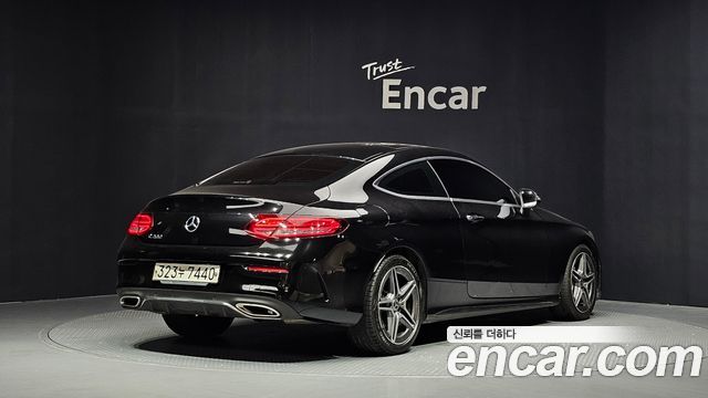 Mercedes-Benz C-Class из Кореи Encar