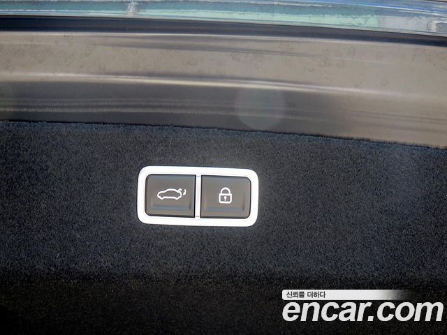 Genesis G90 из Кореи Encar