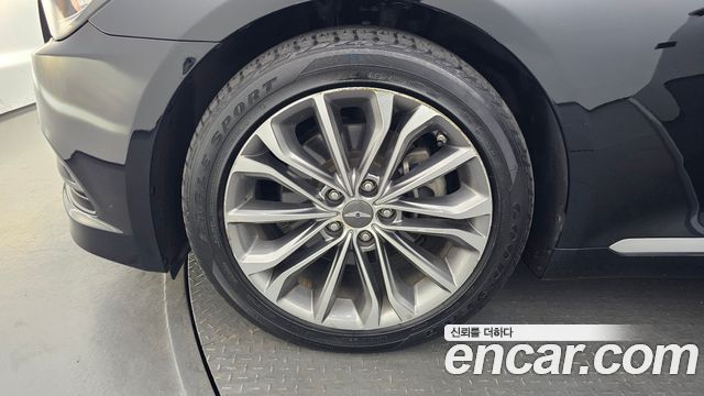 Hyundai Genesis из Кореи Encar