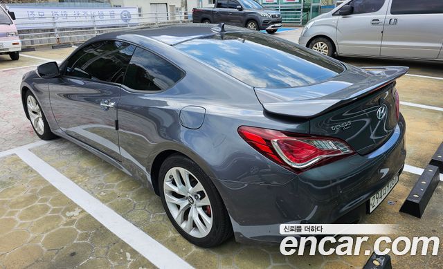 Hyundai Genesis из Кореи Encar
