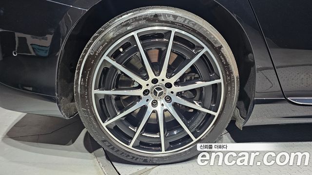 Mercedes-Benz EQS из Кореи Encar