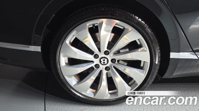 Bentley Flying Spur из Кореи Encar