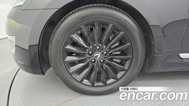 Hyundai Equus из Кореи Encar