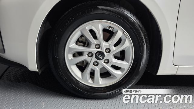 Kia K3 из Кореи Encar