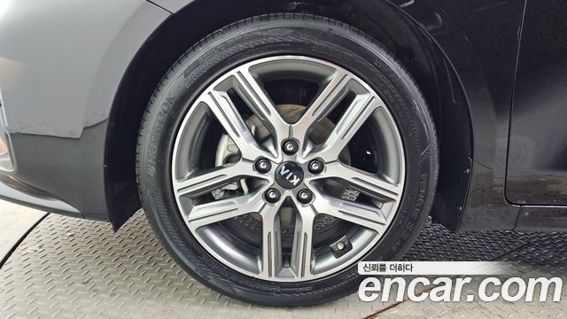 Kia K3 из Кореи Encar