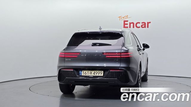 Genesis GV70 из Кореи Encar