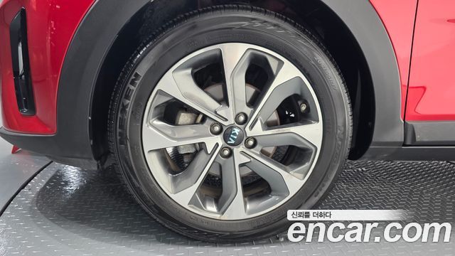 Kia Stonic из Кореи Encar