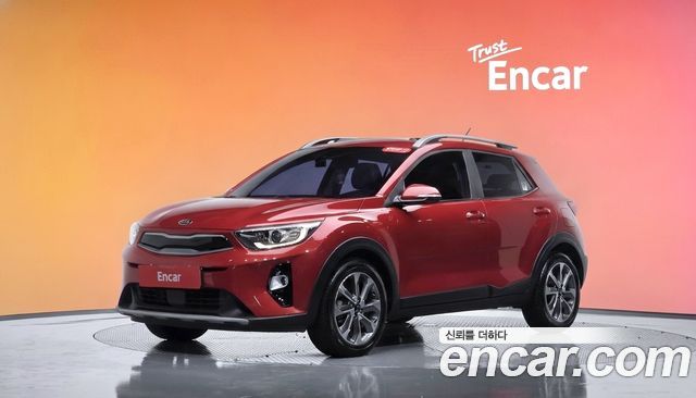 Kia Stonic из Кореи Encar