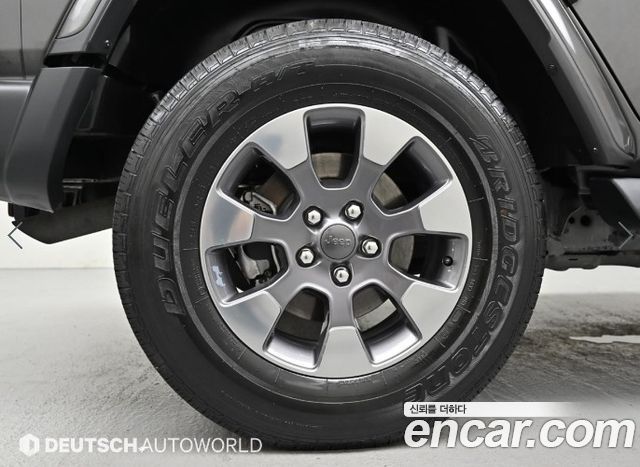 Jeep Wrangler 2.0 Overland 4Door — пробег 39412 км