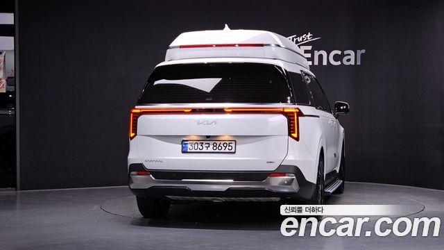 Kia Carnival из Кореи Encar
