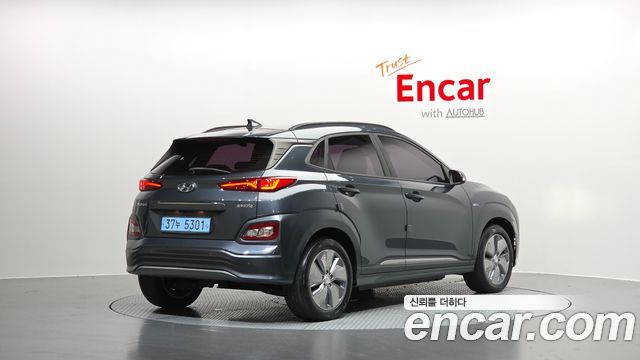 Hyundai Kona Premium — пробег 166 000 км — фото 2 из 5