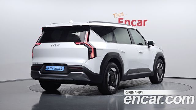 Kia EV9 из Кореи Encar