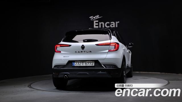 Renault (Samsung) Captur 1.3 TCe Edition Paris — пробег 50 528 км