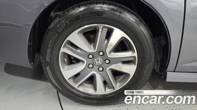 Honda Odyssey 3.5 4th 2016 — пробег 101 794 км