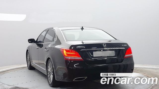 Hyundai Equus из Кореи Encar