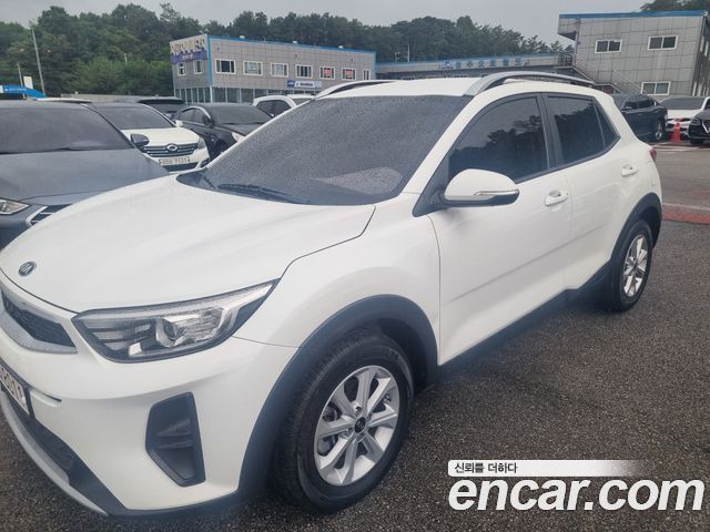 Kia Stonic Diesel 1.6 Deluxe 2018 — пробег 103 195 км