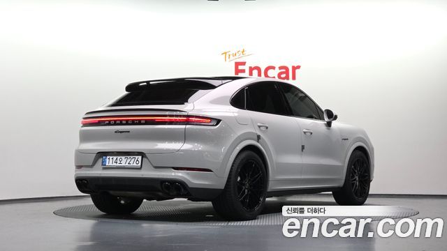 Porsche Cayenne 3.0 E-Hybrid Coupe — пробег 55 760 км