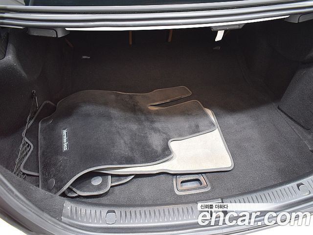 Mercedes-Benz E-Class E300 AV Intelligent Drive 2016 — пробег 124 371 км