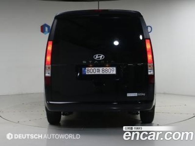 Hyundai Staria Cargo 3-Seater Modern — пробег 1 200 км