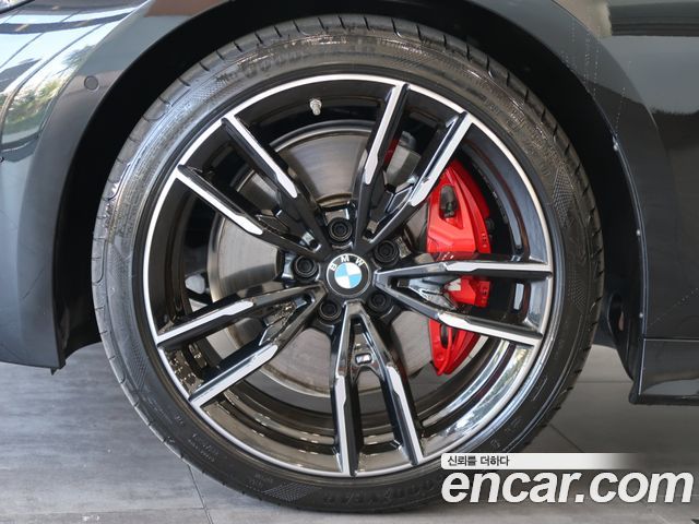 BMW 3-Series M340i xDrive Touring Pro 2024 — пробег 24 809 км