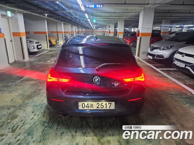 BMW 1-Series 118d Sport 5Door 2017 — пробег 142 963 км
