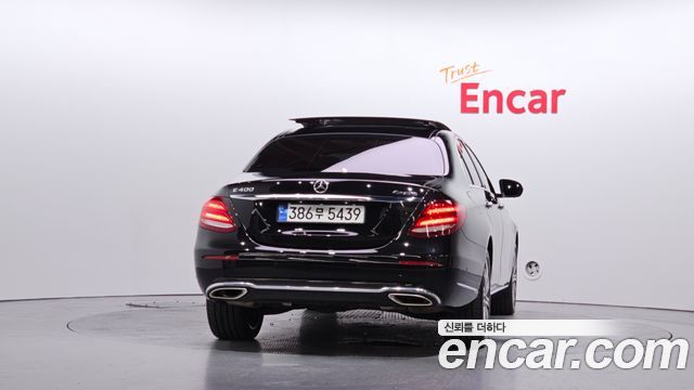 Mercedes-Benz E-Class из Кореи Encar