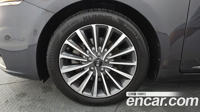 Kia K7 из Кореи Encar