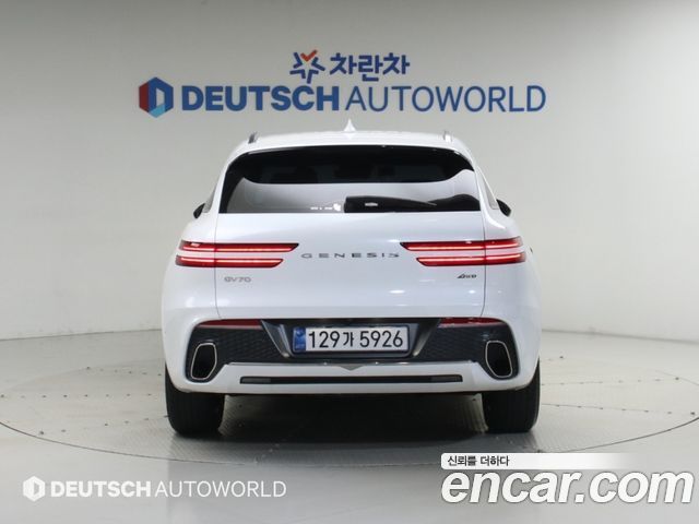 Genesis GV70 2.5T Gasoline AWD 2023 — пробег 61 309 км