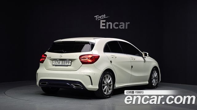 Mercedes-Benz A-Class A200 AMG Line — пробег 104 923 км