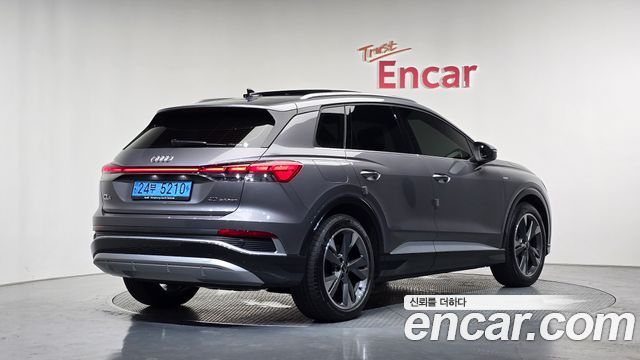 Audi Q4 e-tron 40 Premium — пробег 18 271 км