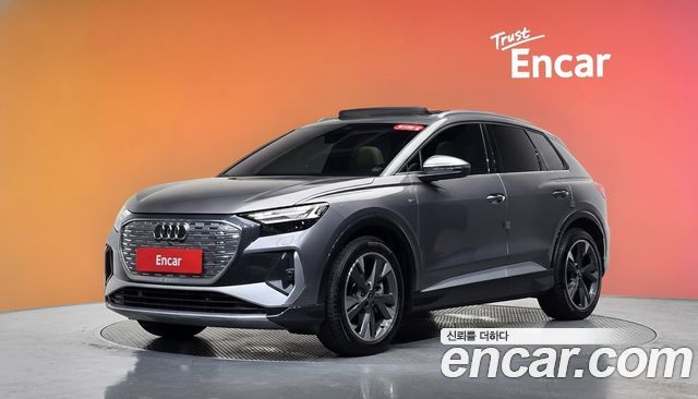Audi Q4 e-tron 40 Premium — пробег 18 271 км