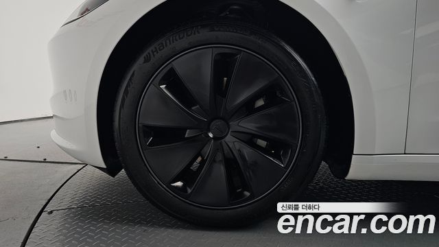 Tesla Model 3 RWD — пробег 12 957 км