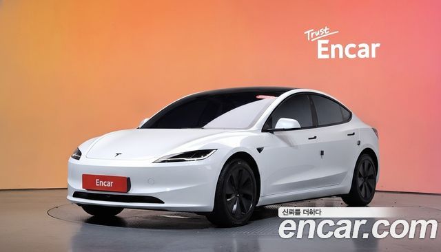 Tesla Model 3 RWD — пробег 12 957 км