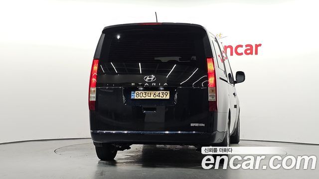 Hyundai Staria Cargo 5-Seater Modern — пробег 117 601 км