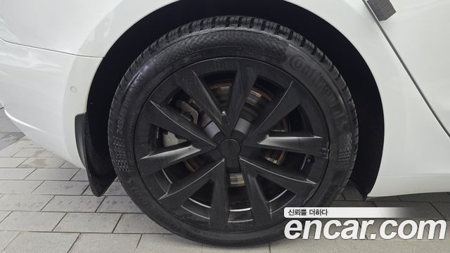 Tesla Model 3 Long Range AWD — пробег 64 605 км