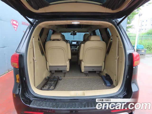 Kia Carnival из Кореи Encar