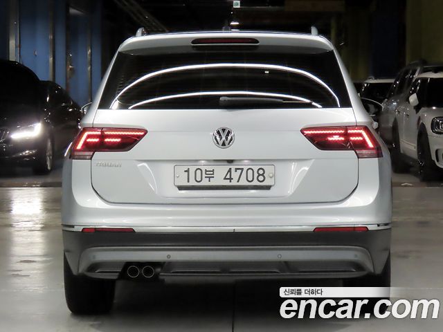 Volkswagen Tiguan 2.0 TDI Premium — пробег 69 068 км