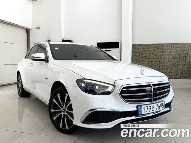 Mercedes-Benz E-Class E300e 4MATIC Exclusive — пробег 139 150 км — фото 1 из 5
