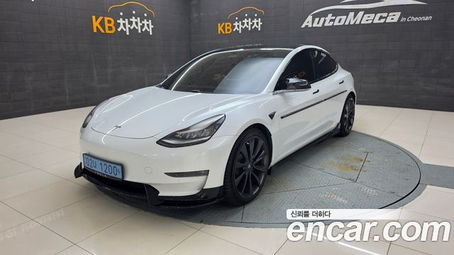 Tesla Model 3 Performance AWD — пробег 97 700 км