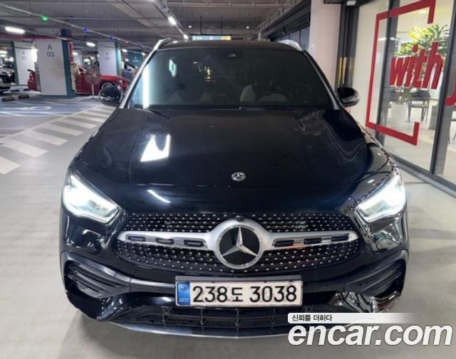 Mercedes-Benz GLA-Class GLA250 4MATIC — пробег 40 700 км — фото 5 из 5