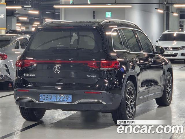 Mercedes-Benz EQB EQB300 4MATIC AMG Line — пробег 47 135 км