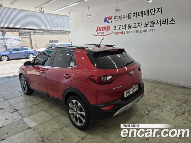 Kia Stonic Diesel 1.6 Prestige 2017 — пробег 84 562 км