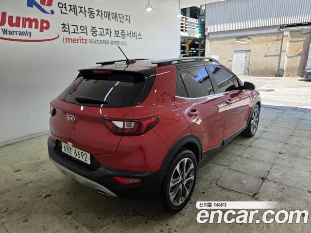 Kia Stonic Diesel 1.6 Prestige 2017 — пробег 84 562 км