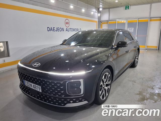 Hyundai Grandeur Premium 2023 — пробег 25 600 км